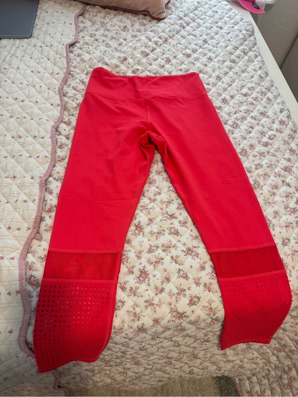 Red High-Waist Performance Leggings with Mesh Detail